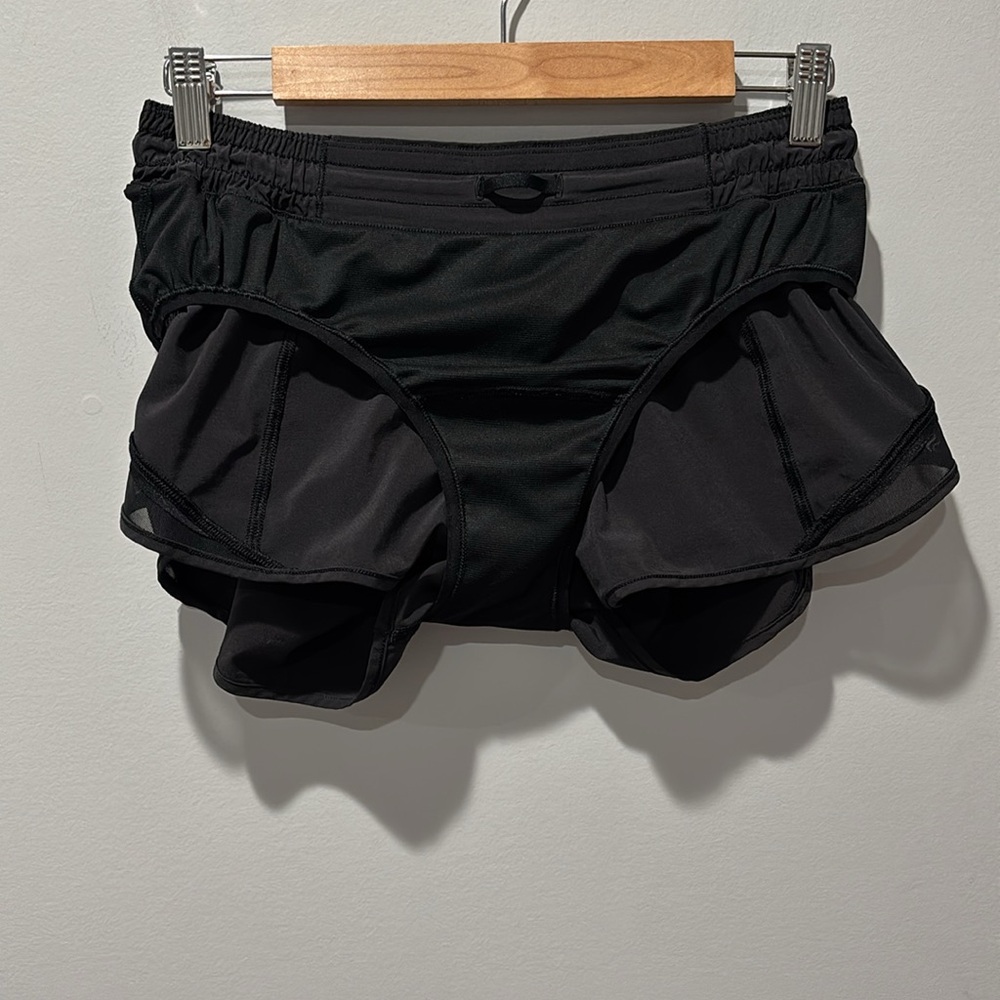 Lululemon Hotty Hot Lined Shorts 2.5" Size 8 Reg Style: W7AGUR - Picture 5 of 12